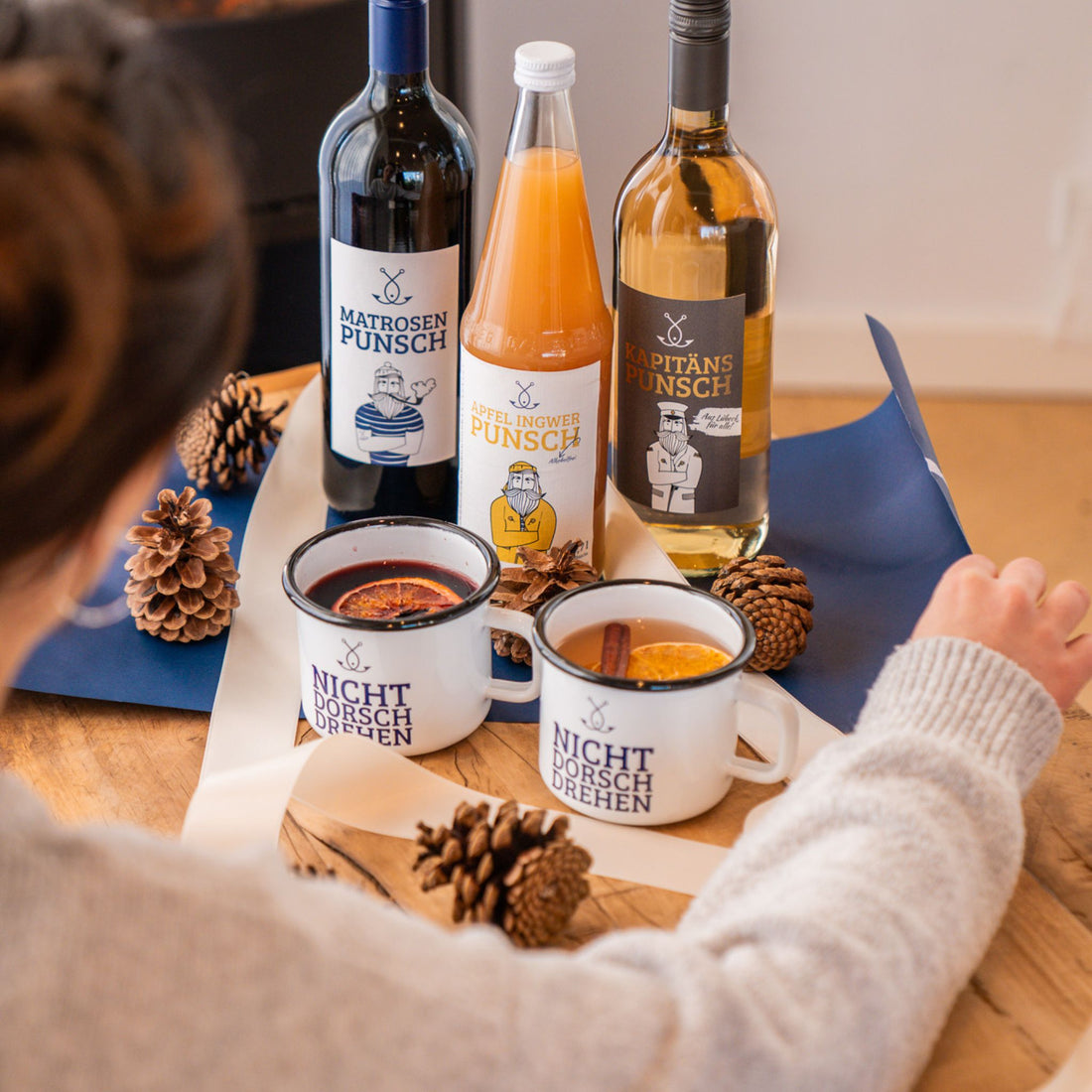 Punsch Geschenkset mit Matrosenpunsch, Kapitänspunsch und Apfel Ingwer Punsch sowie Tassen