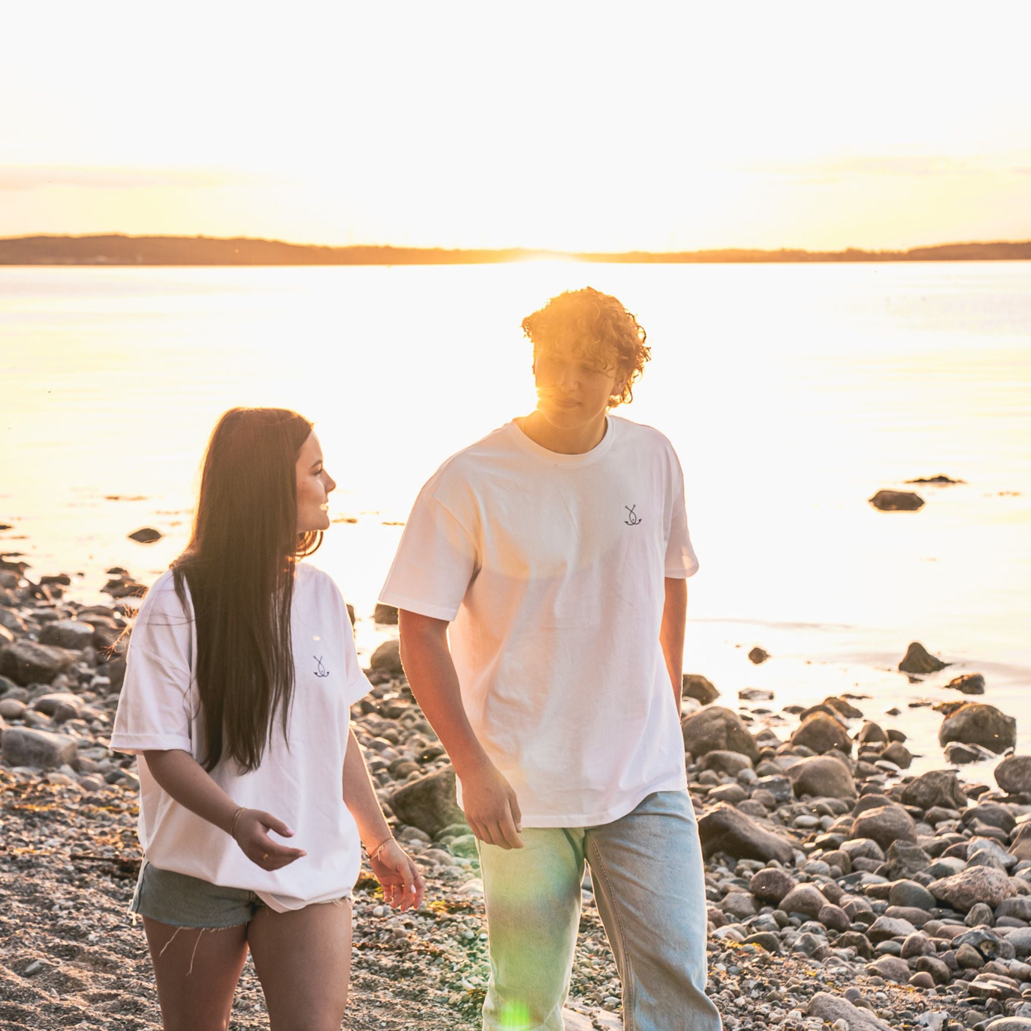T-SHIRT NICHT DORSCHDREHEN getragen am Strand im Sommer